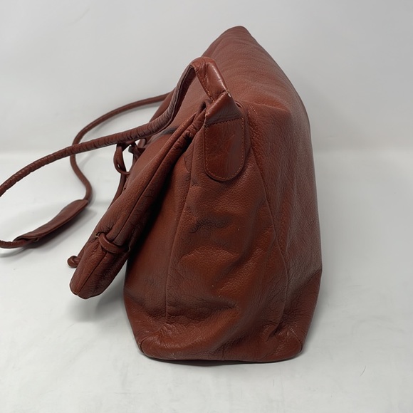 Vintage Claudio Leather Drawstring Flap Crossbody🖤 - Picture 2 of 15